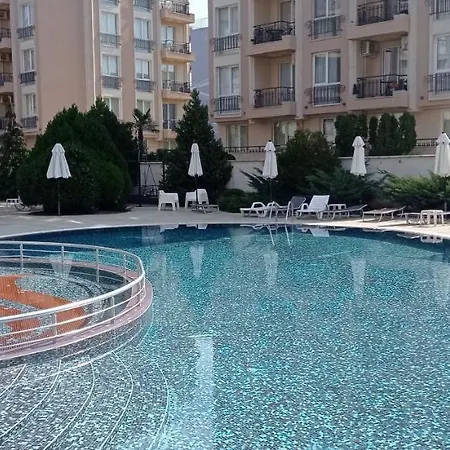 Rainbow 3-103 Cozy Sunny * 阳光海滩