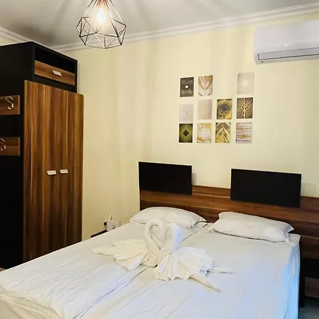 Rainbow 3-103 Cozy Sunny 公寓 *