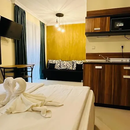 Rainbow 3-103 Cozy Sunny * 阳光海滩