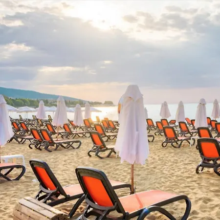 شقة Rainbow 3-103 Cozy Sunny ساني بيتش